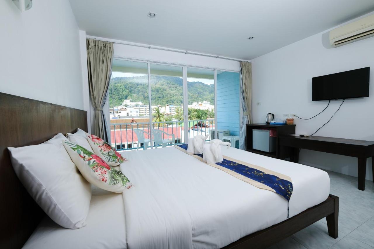 Kiwi Boutique Hotel Patong Esterno foto