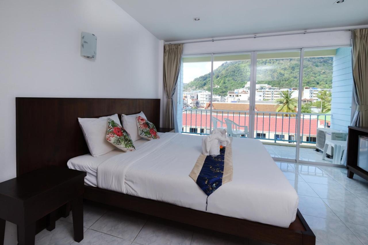 Kiwi Boutique Hotel Patong Esterno foto