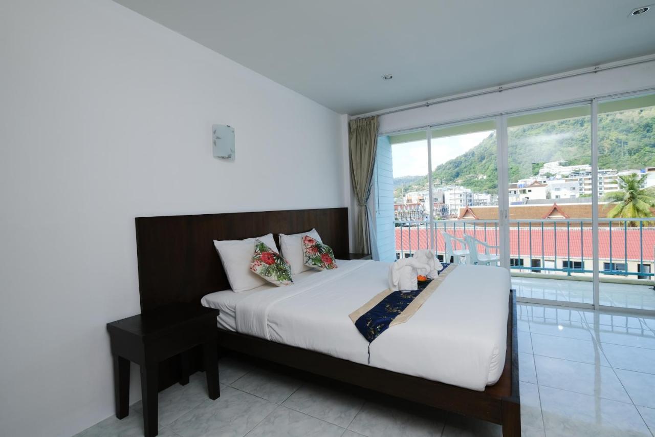 Kiwi Boutique Hotel Patong Esterno foto