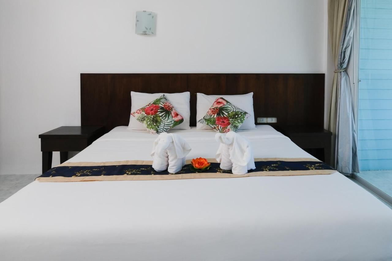 Kiwi Boutique Hotel Patong Esterno foto