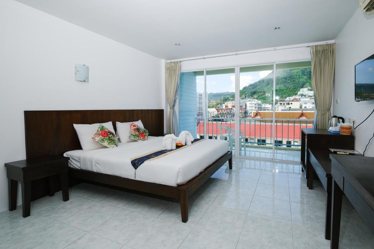 Kiwi Boutique Hotel Patong Esterno foto